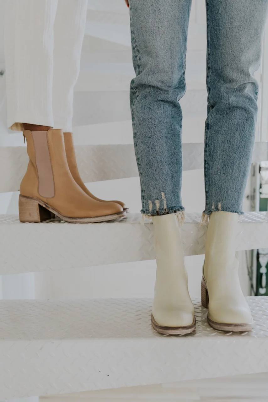 Free People Essential Chelsea Boots - Image 18