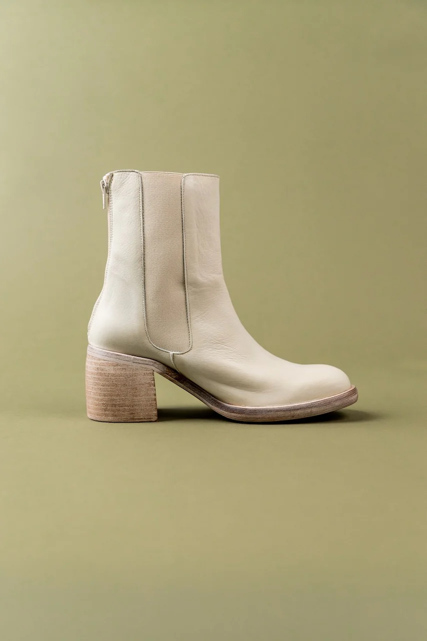 Free People Essential Chelsea Boots - Image 19