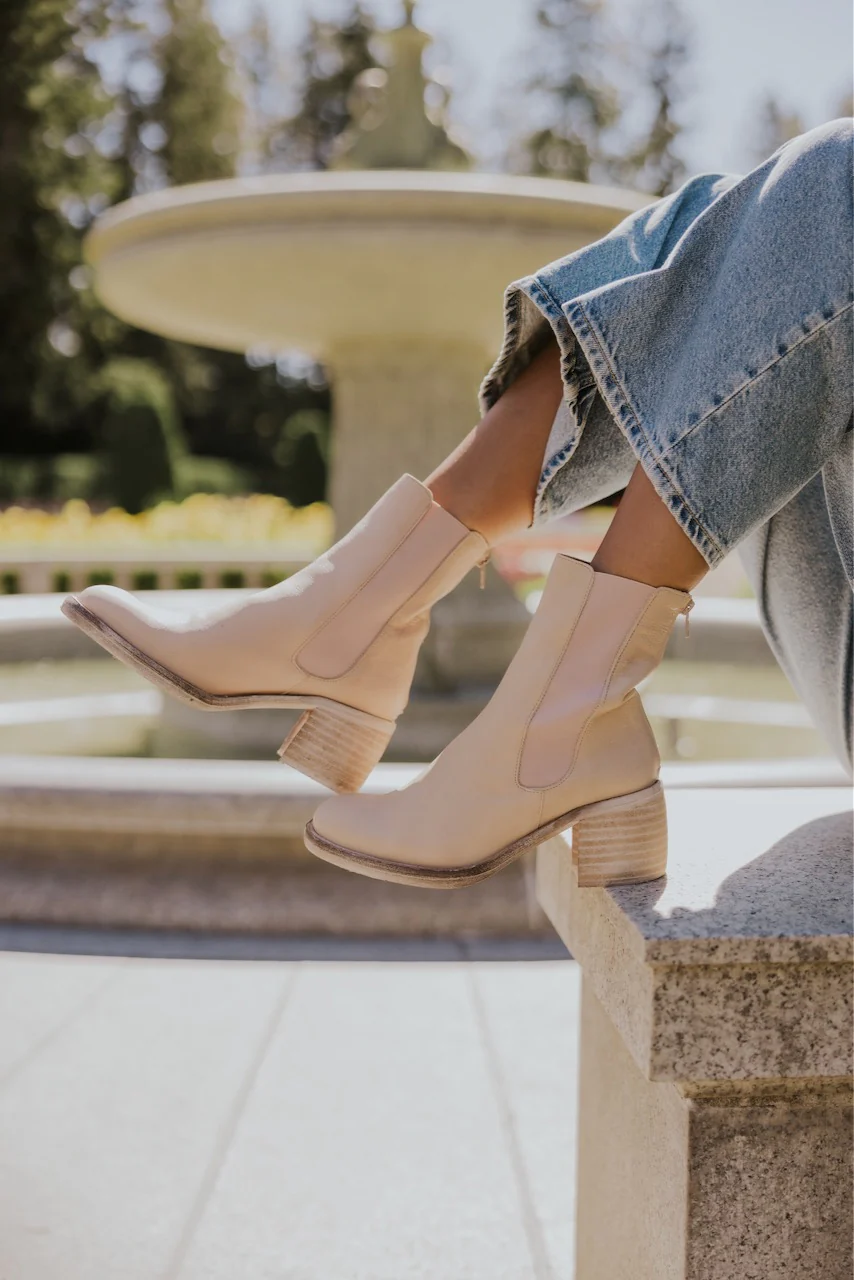 Free People Essential Chelsea Boots - Image 3