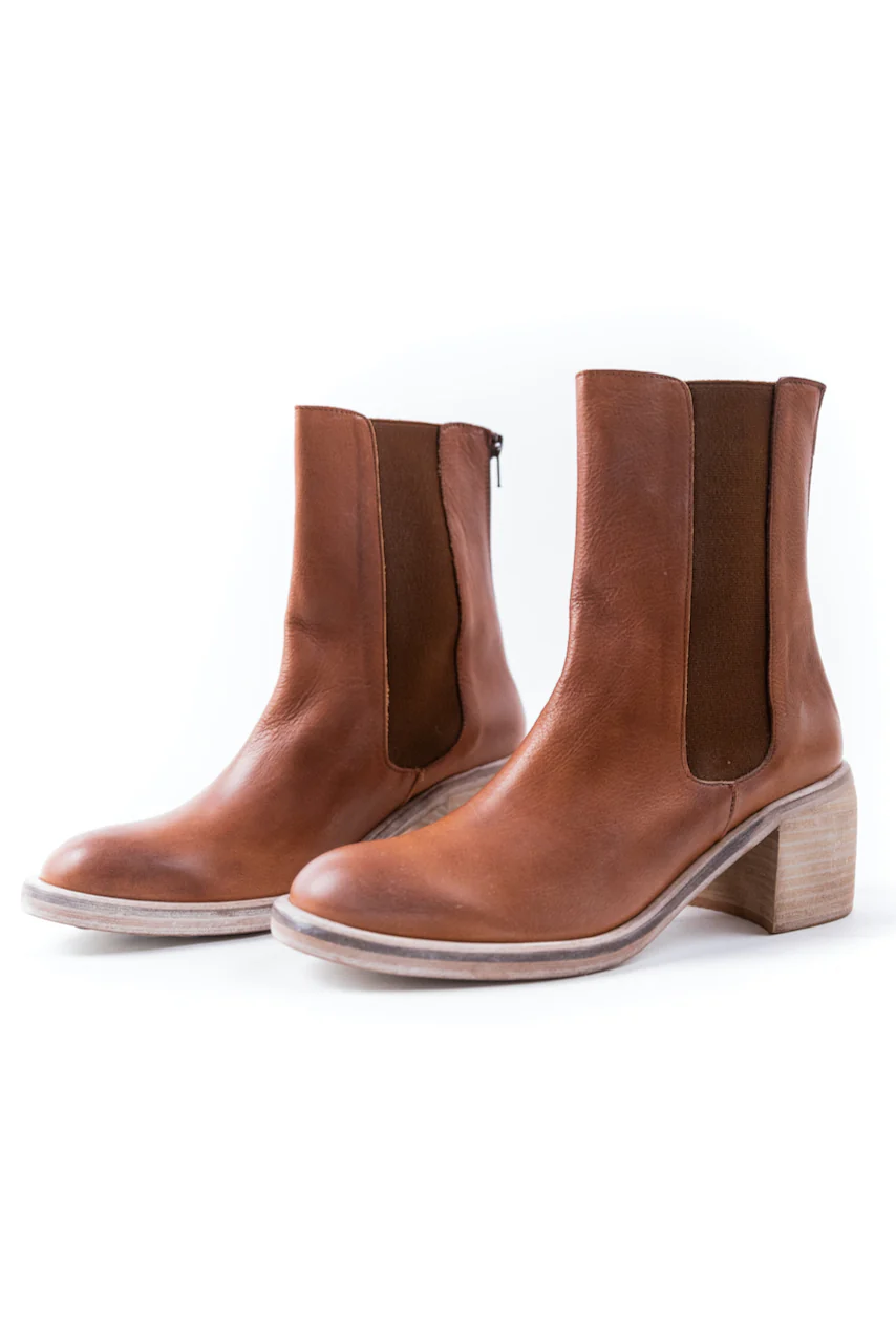 Free People Essential Chelsea Boots - Image 31