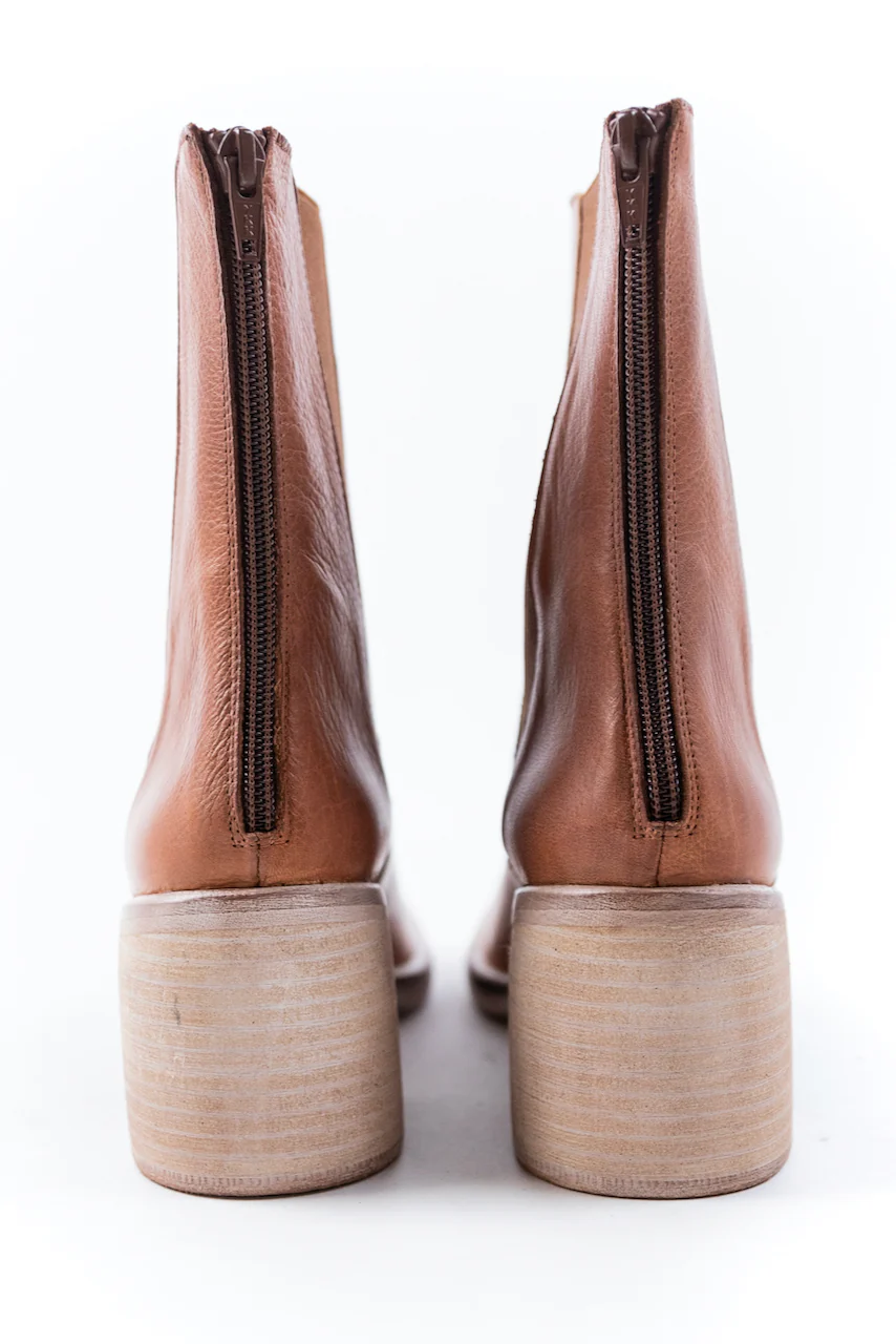 Free People Essential Chelsea Boots - Image 32