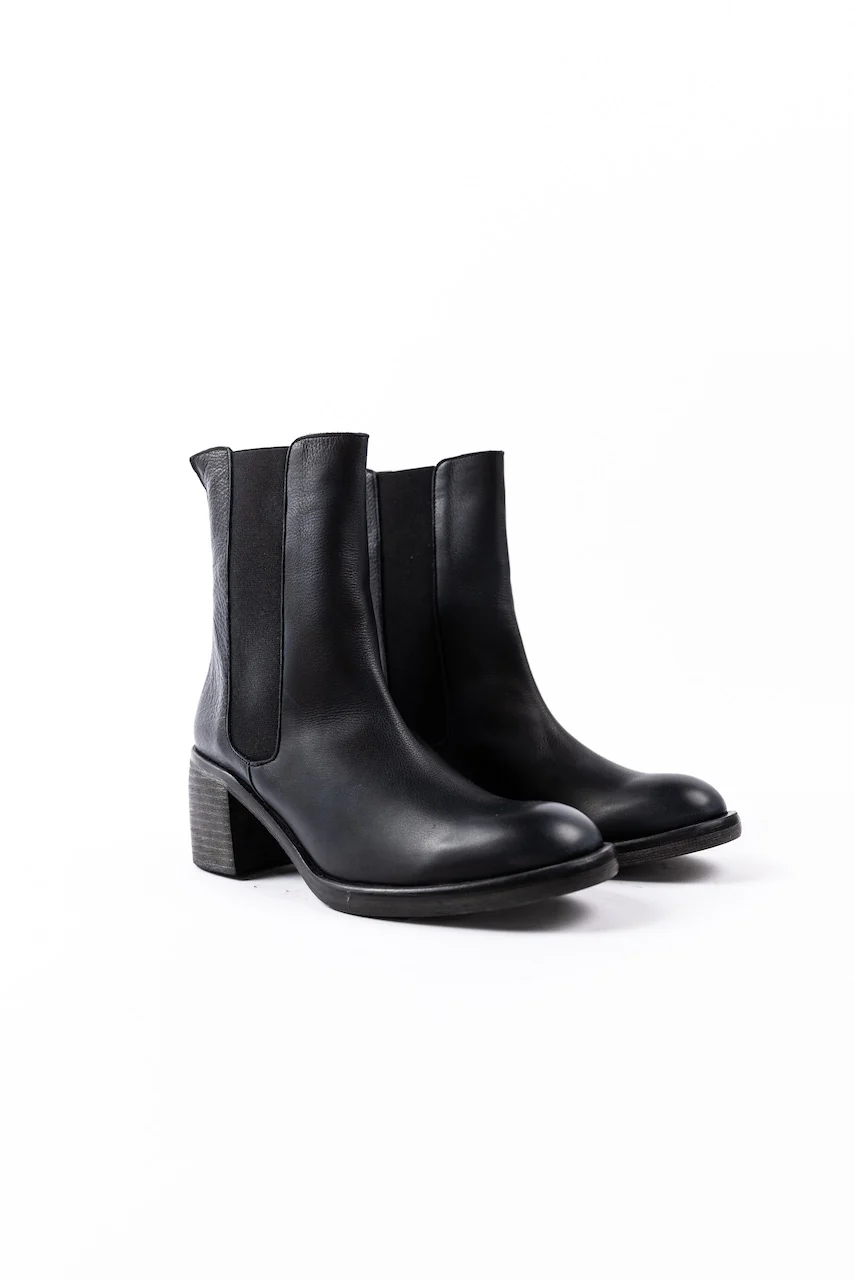 Free People Essential Chelsea Boots - Image 39
