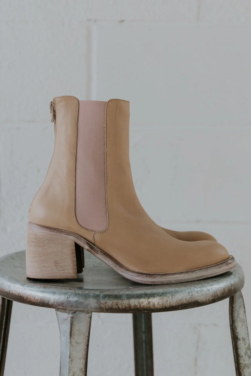 Free People Essential Chelsea Boots - Image 5