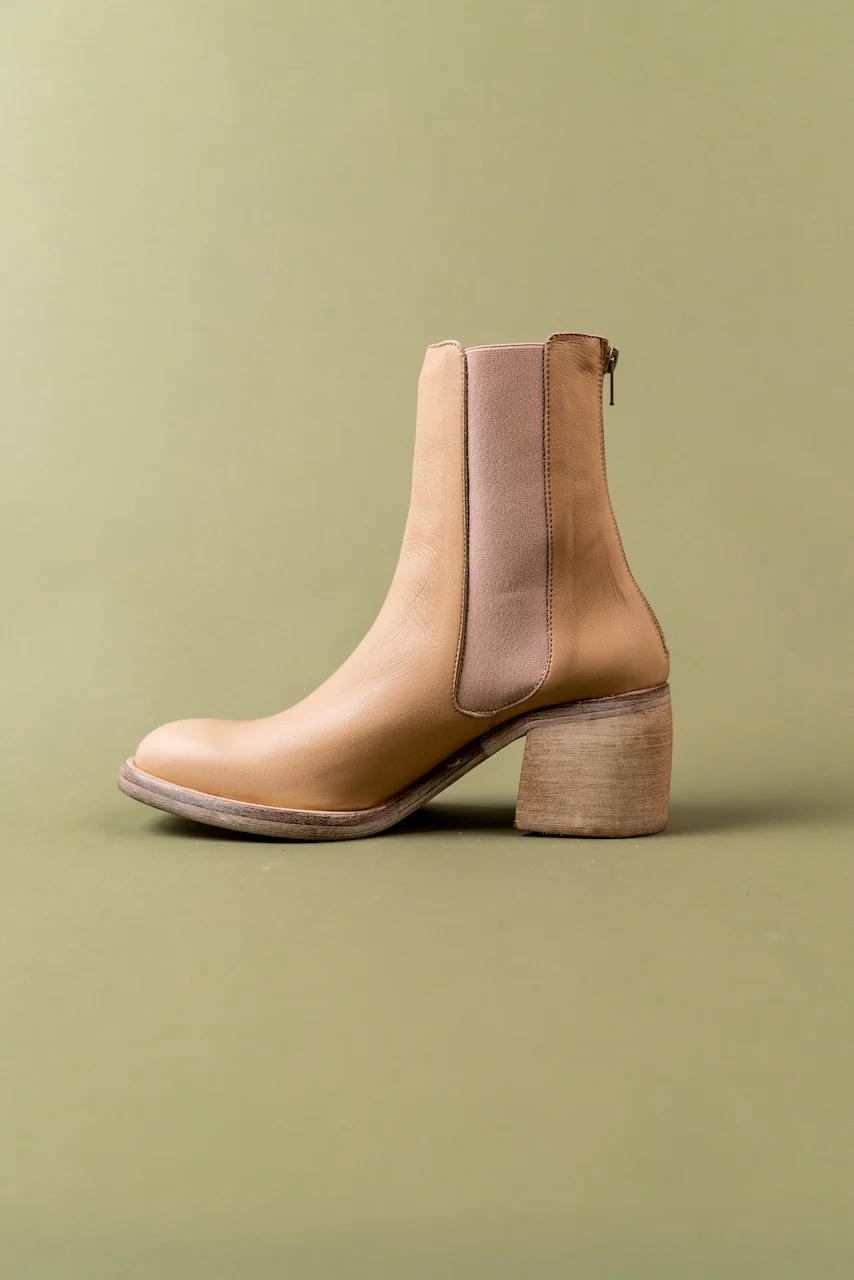 Free People Essential Chelsea Boots - Image 6