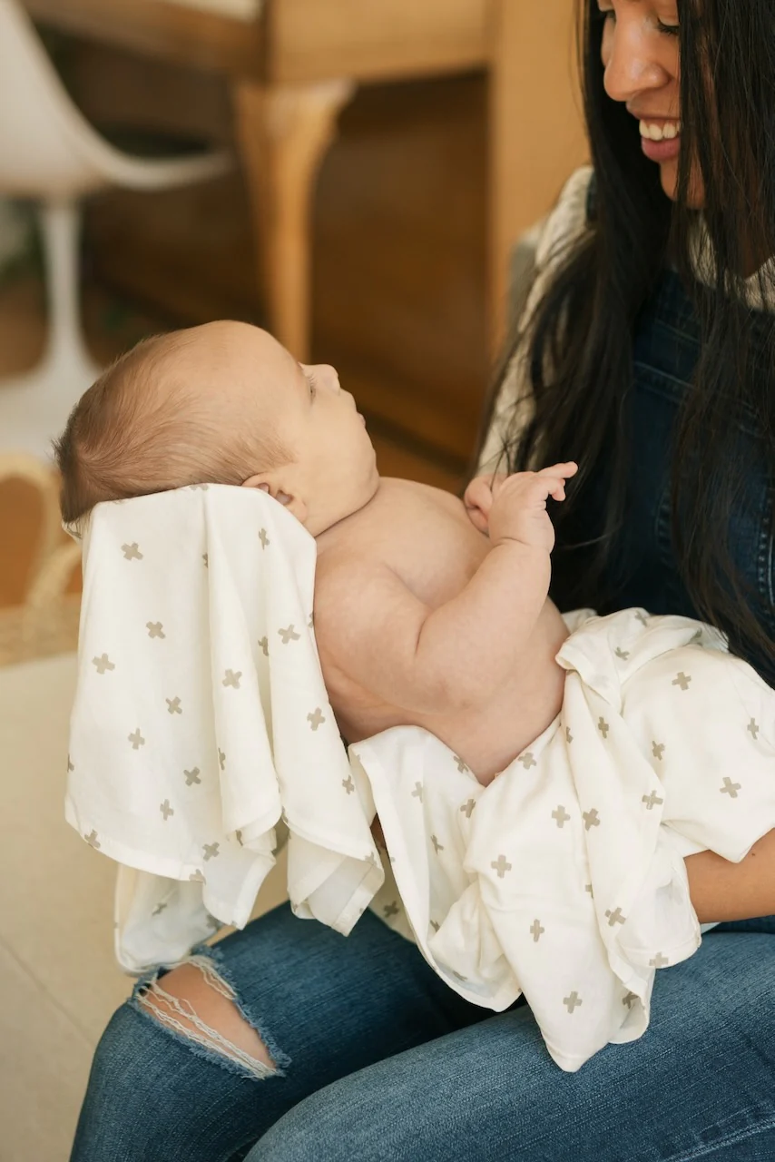 Grey Cross Stretch Knit Swaddle Blanket 2 Pack - Image 5