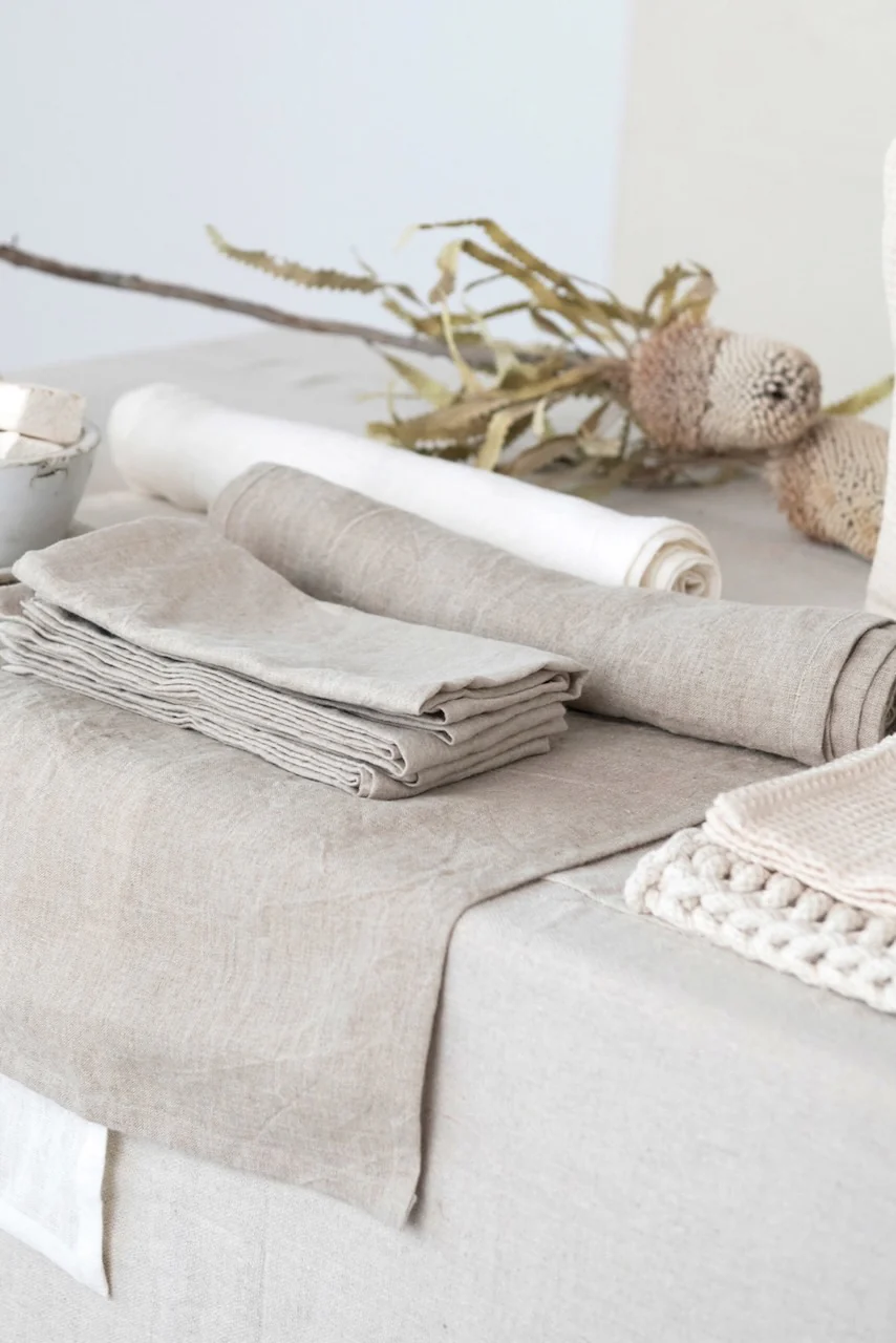 Manon Linen Table Runner - Image 5