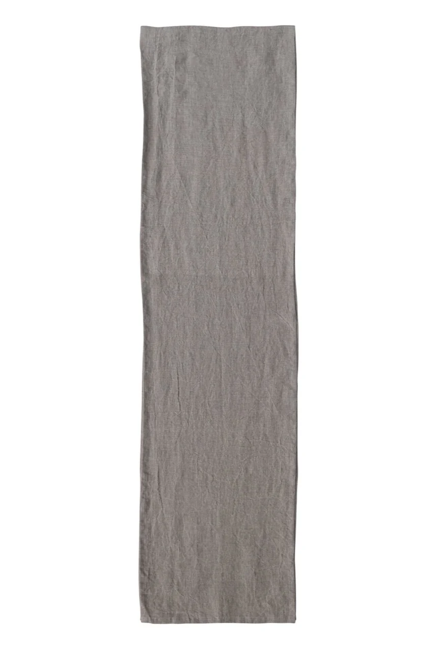 Manon Linen Table Runner - Image 8