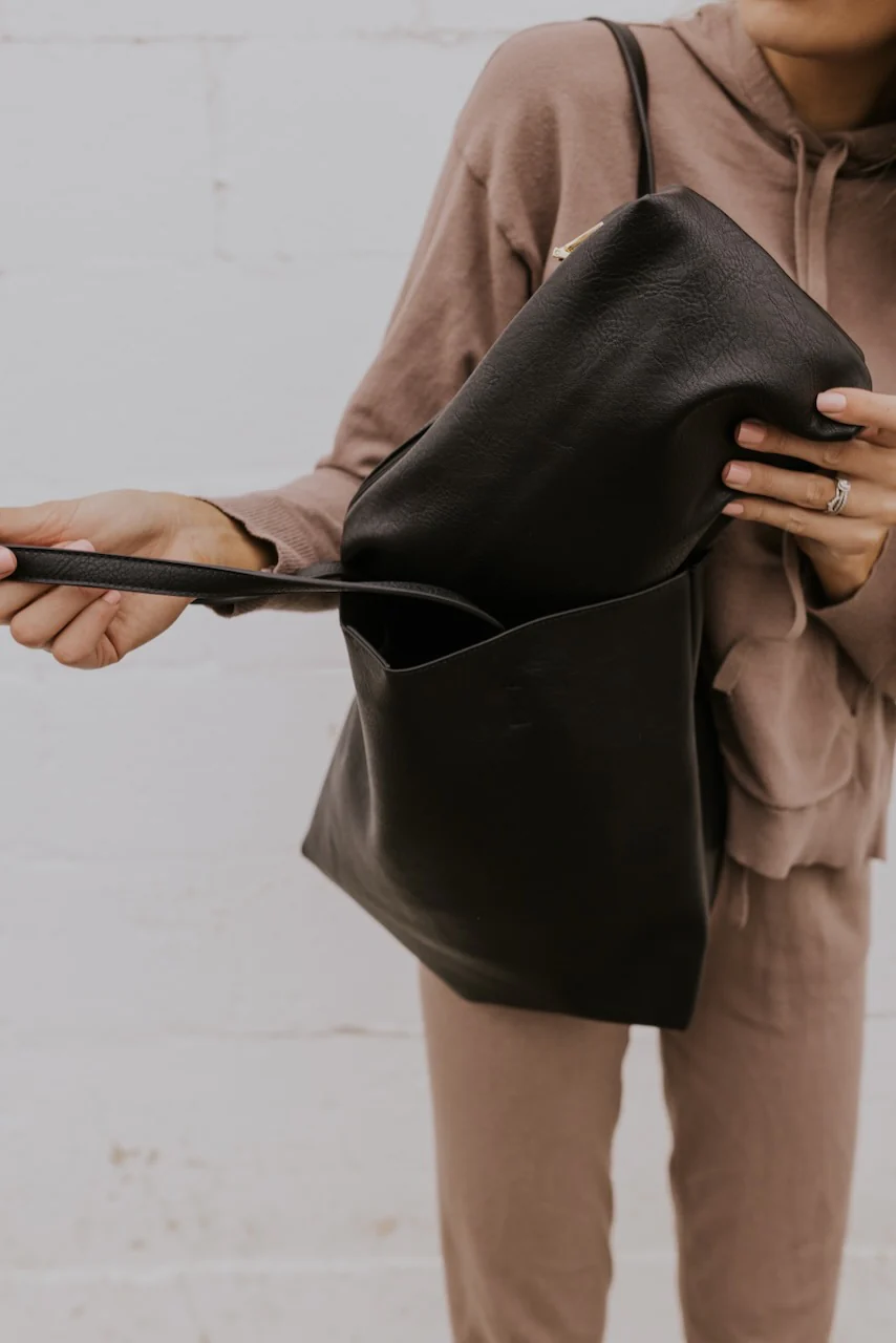 The Icon Handbag - Image 6