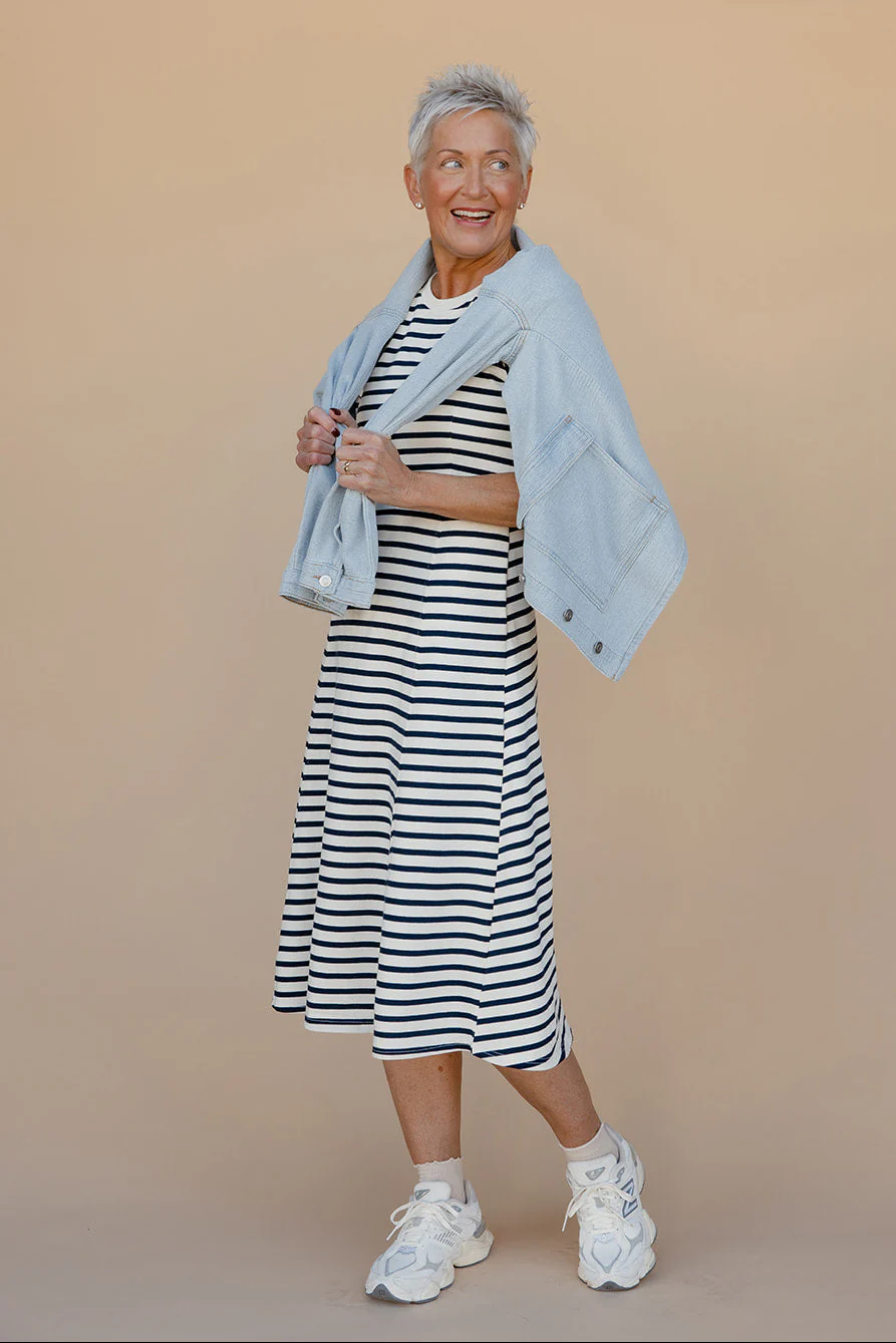 The Weekender Barn Jacket - Image 4